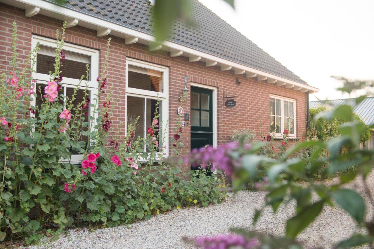 Broeks' Bed En Brood Meerkerk Exterior foto